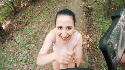 Unexpected Blowjob The Middle Of The Park - Surprise Cum In Brunettes Throat - Pov - hclips.com