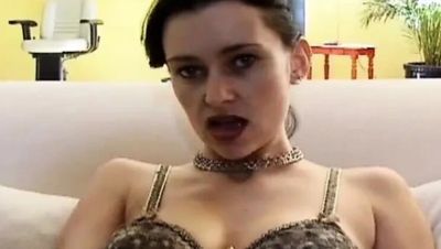 French babe Betty Bell gets nailed hard in her ass and pussy - veryfreeporn.com - France