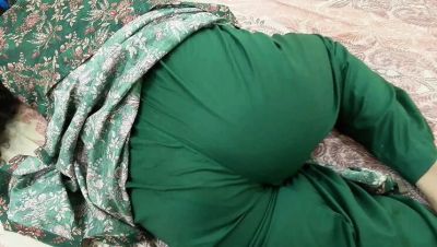 Desi housewife QueenbeautyQB gets rough sex creampie and fingering in homemade video - xxxfiles.com