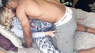 CREAMPIE MAKES HER CUM FOR THE FIRST TIME • Petite GF gets her first toe curling orgasm - ah-me.com