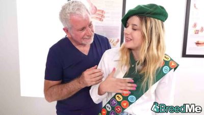 Jay Crew - Dez Hansen Breeding - Older Man Impregnates Petite Teen in Office - veryfreeporn.com