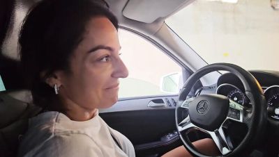 Stuck In Traffic Handjob: Brunette MILF Wife Helps My Big Cock On The Highway - xxxfiles.com - Italy