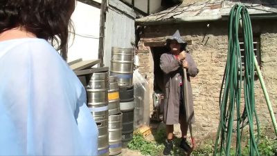 Redhead MILF Outdoor Farm Sex With Husband - Mature Couple Fucking - porntry.com - Germany