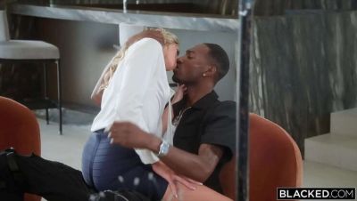 Addison Vodka Blonde Gets Used By BBC For Deep Throat & Doggystyle - porntry.com