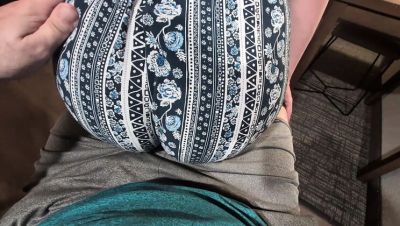 Redhead teen creaming shorts during amateur lapdance close-up - veryfreeporn.com - Usa