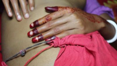 Indian Bhabhi First Night Full Romance - Hot Desi Wife Anal Fucking with Husband - xxxfiles.com - India