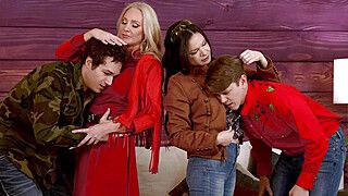 Alison Rey - Alexis Malone - Jayden Marcos - Stepmoms lustful nature revealed to the guys - ah-me.com