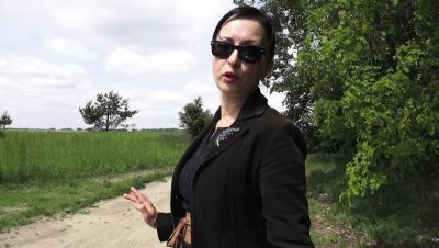 Wanilianna - Amateur MILF Wanilianna Golden Shower Outdoor in Stockings 4K - xxxfiles.com - Britain