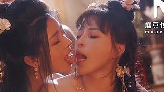 ModelMedia Asia - Horny wife wants to eat a man's big cock other than her husband's - ah-me.com