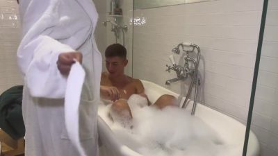 Sensual Fun With My Busty Asian Wife In The Bath- Yasmina Kan With Yasmina Khan And Brady Bud - hotmovs.com