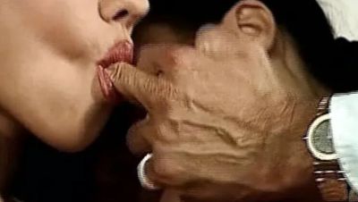 German babes threesome anal with big cock and facial cumshot - veryfreeporn.com - Germany