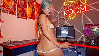 Colombiana cabalga un gran dildo - ANITTA MILLER - ah-me.com - Colombia