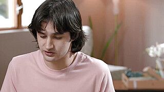 Dee Williams - Dee Williams Catches Stepson Spying - ah-me.com