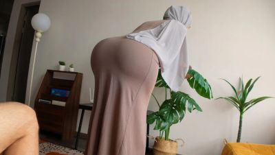 Step Mom Big Round Ass Catches Morning Boner POV Doggystyle - veryfreeporn.com - Germany - Indonesia - Turkey