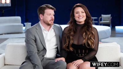 Curvy Hotwife Blindfolded Gangbang Surprise - Gorgeous Wifey Lacy Takes Multiple Cocks - xxxfiles.com - Britain