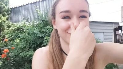 Amateur Blonde Teen Peeing Twice Outdoor - Free HD Solo Pissing - veryfreeporn.com