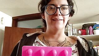 Pornotutorial "chocolates sensuales" UwU✨ - ah-me.com