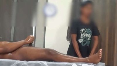 Massage Flash Surprise - Spa Lady Shocked by Customer's Big Dick - xxxfiles.com