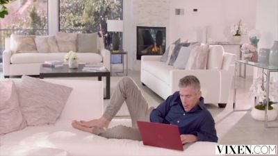 Gabbie Carter And Mick Blue In She Takes The Plunge And Lives Out Her Fantasy - hotmovs.com