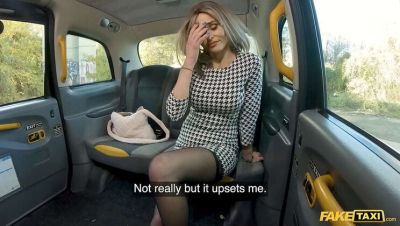 Laura Crystal - Charlie Dean - Fake Taxi Step Mom Blowjob & Hardcore Fuck - Blonde MILF Laura Crystal Rides Big Cock - veryfreeporn.com