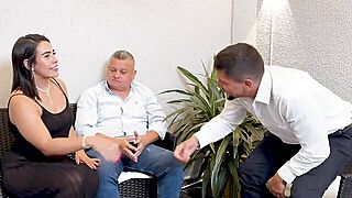 Latina infiel curvy se folla la polla del mejor amigo de su marido, corrida en boca - Kylei Ellish - ah-me.com