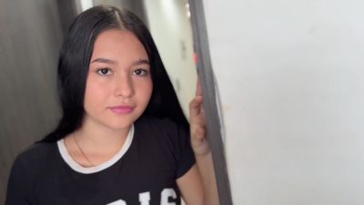 Mi Hermmastra Estaba Extresada Con Su Novio , Le Dy Una Dura Follda Y Un Rico Masaje Para Que Se Olvide De Todo - hclips.com