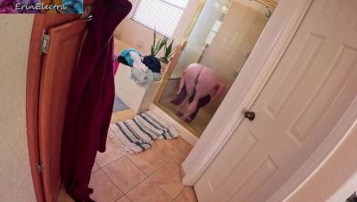 Erin Electra - Step Son Spies on Busty Stepmom in Shower and Gets Lucky - Big Natural Tits, Creampie - veryfreeporn.com