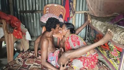 Desi Housewife Takes It Doggy Style - Anal Sex with Big Ass Indian Bhabhi - veryfreeporn.com - India
