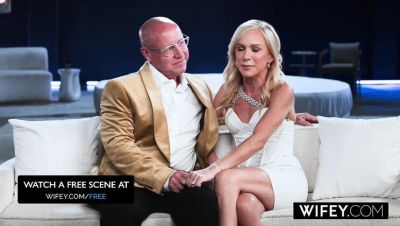 Richard Mann - Blonde MILF Bella Bare Takes Two Massive BBCs While Hubby Watches - xxxfiles.com - Britain