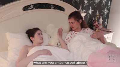 Hot Pearl - Hot Pearl and Princess Lili Lesbian Scissoring! 4K HD - xxxfiles.com - Russia