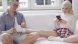 Wow Girls - From Innocence to Lust - ah-me.com