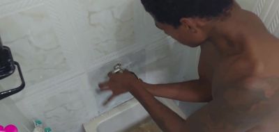 Plumber puts his dick in her little ass - 100 anal - Plumber fucks her ass. - inxxx.com