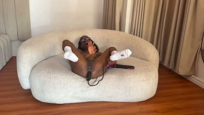 Spicyperry shows off her anal prolapse - porntry.com