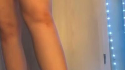 Jucielussie Gets Her Big Booty Fisted in Close Up Anal Action - porntry.com