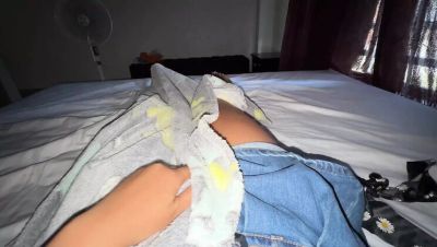Colombian Teen Skirt No Panties Fingering Orgasm - Legs Spread Moaning - xxxfiles.com - Colombia