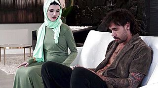 Nade Nasty - Conservative Hijab Stepsis Julia Learns Sex - ah-me.com