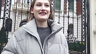 Sweetie gets fucked on cam - ah-me.com