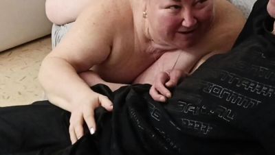 Step Mom Surprise Mouth Fuck and Sperm Swallowing - xxxfiles.com