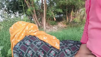 Desi Indian Village Girl Hard Fucked Outdoor in Forest - Anal Blowjob Doggy Style - porntry.com - India