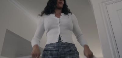 Penny Barber - Step Mom - Stepmom pees her pants ifo stepsons gf - inxxx.com