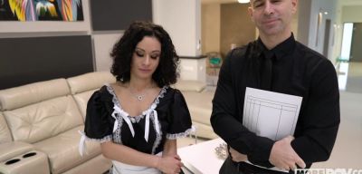 Stacy Bloom - Stacy Bloom - First time with a maid - inxxx.com