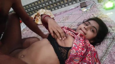 Horny Desi Bhabhi Home Sex On Floor - Black Bra Hard Riding - desi-porntube.com - India