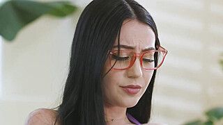 Max - Lana Smalls - Accidently controling roommates vibrator - ah-me.com