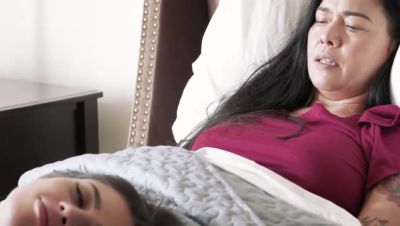 make me live through her - hclips.com - Britain - Usa