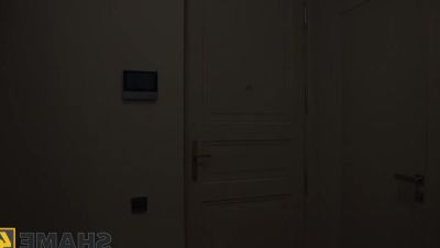 is this how we treat the guests - hclips.com - Germany - Britain - Usa