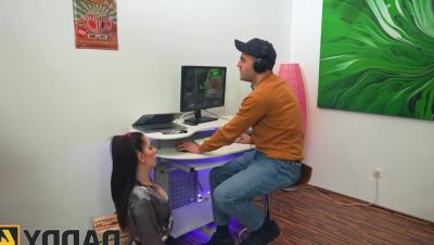 separate ways of playing - hclips.com - Germany