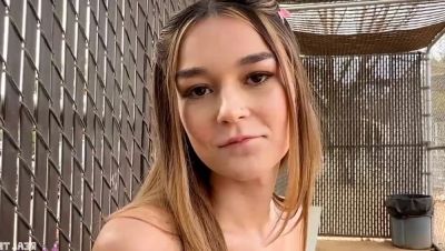 dick on lips makes her cute - hclips.com - Usa