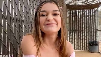 dick on lips makes her cute - hclips.com - Usa