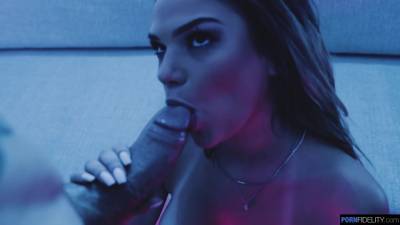 love in neon - upornia.com