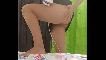 Mi prima me manda un vídeo por Whats - xvideos.com